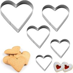 Descubre los beneficios de usar cortadores de corazón en la cocina